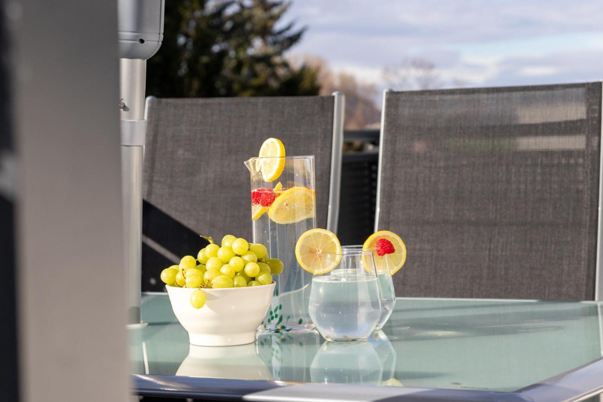 Noblenest: Terrasse - Netflix - Kaffee Apartment Wien Ngoại thất bức ảnh
